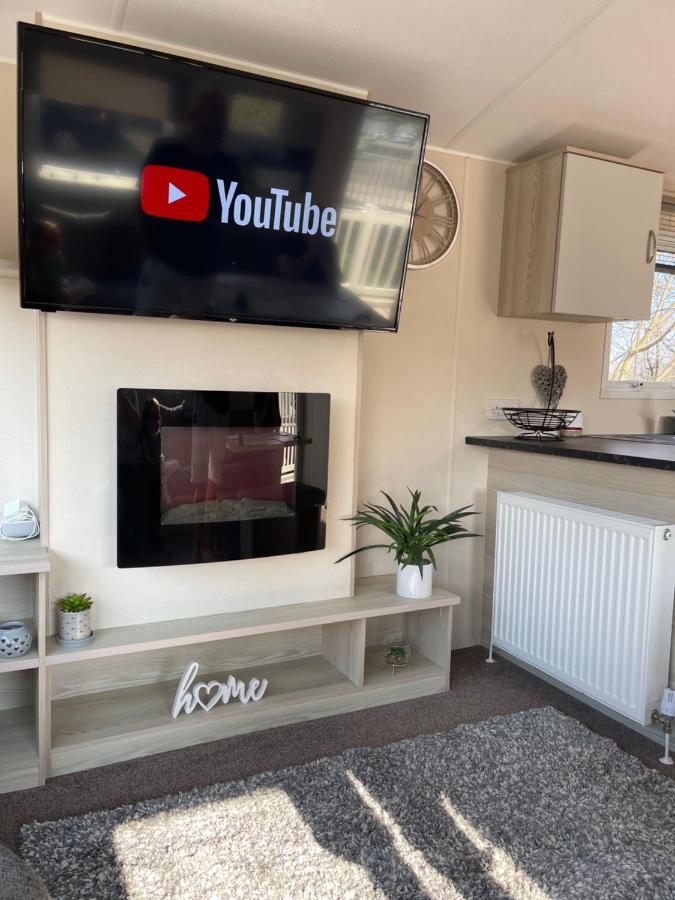 Cheswick  Haggerston Castle 6 Berth Caravan - Lakefield 115 מראה חיצוני תמונה